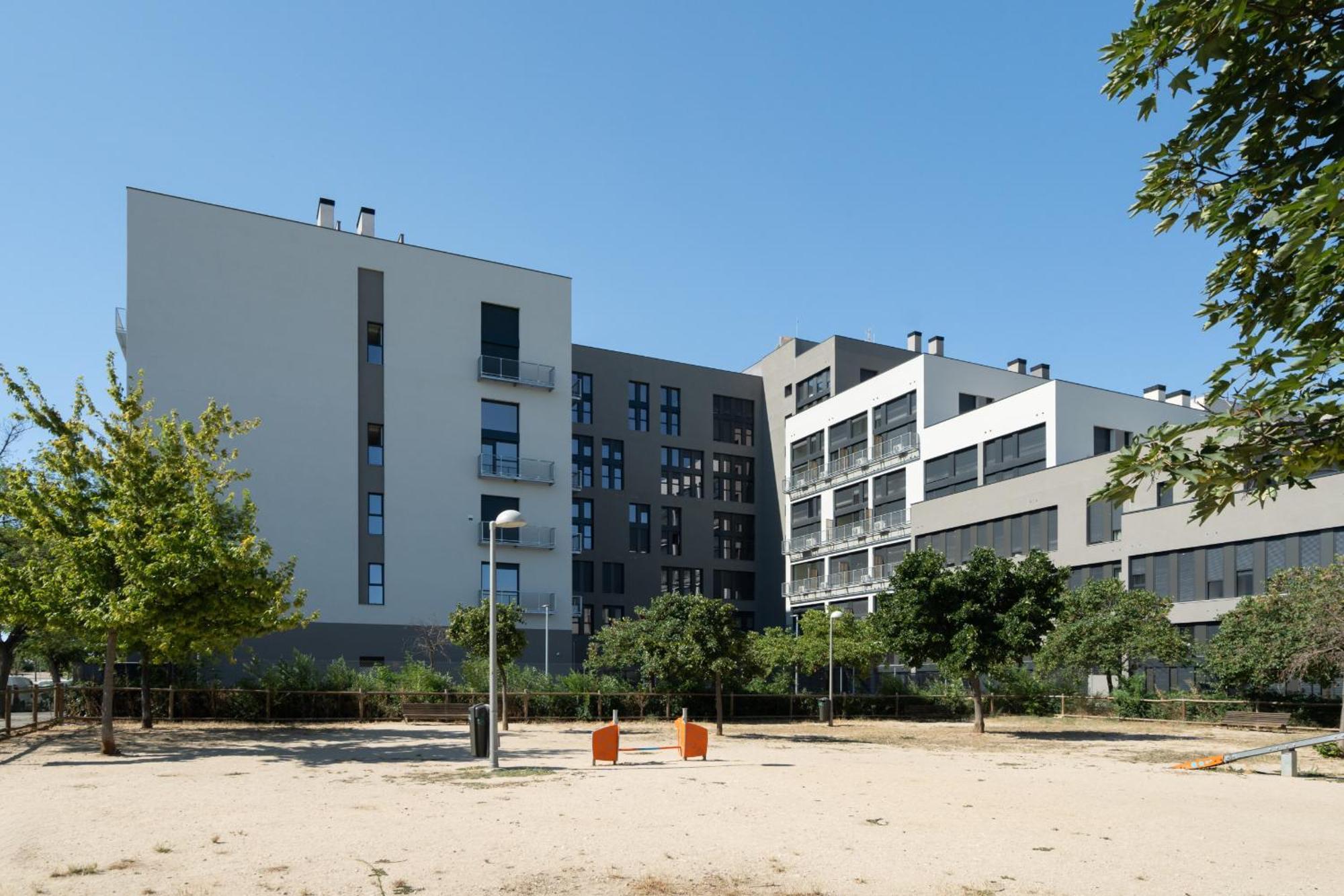 Loft Reformado Industrial Con Garaje Alquiler Temporal Leilighet Madrid Eksteriør bilde