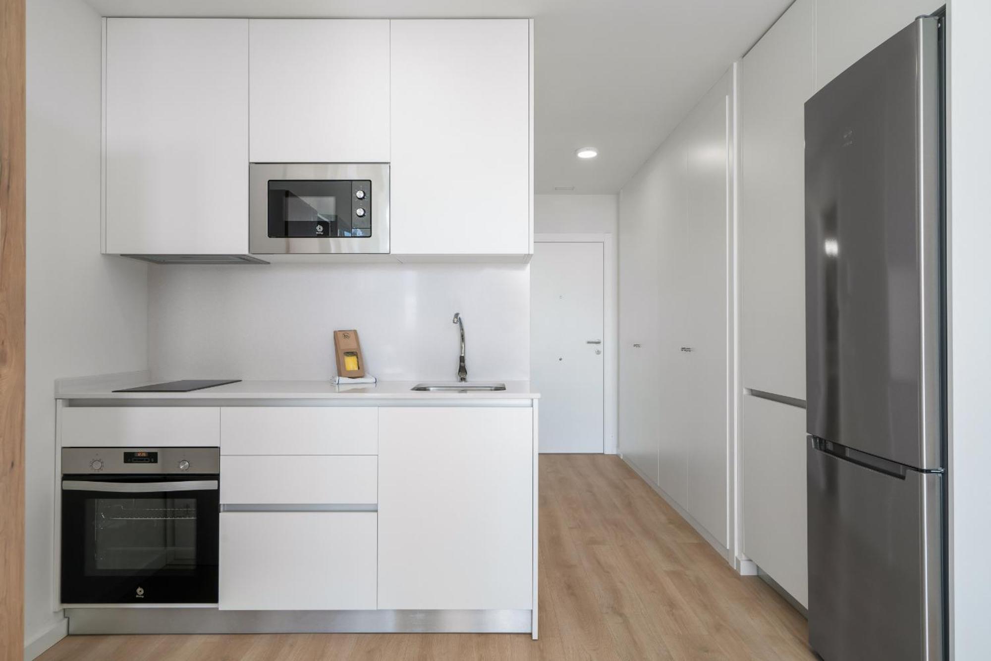 Loft Reformado Industrial Con Garaje Alquiler Temporal Leilighet Madrid Eksteriør bilde